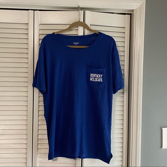 Captivating Other - Men’s Pocket T-Shirt SZ XXL KY Wildcats